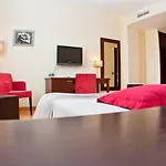 Bovedas 4* בדאחוז