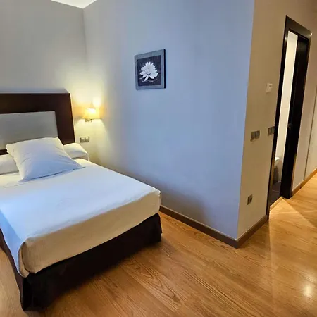 Otel Bovedas