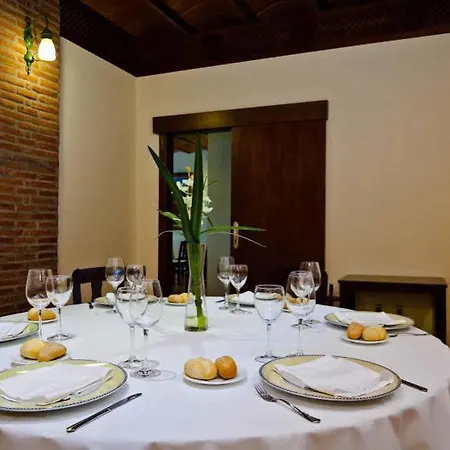 Otel Bovedas Badajoz