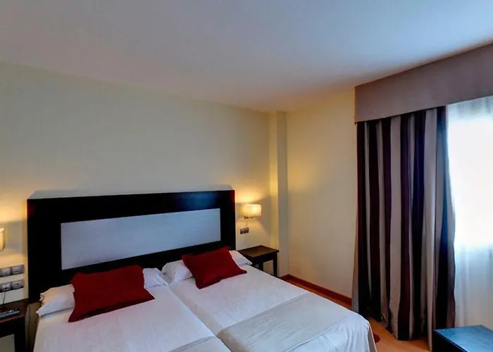 Bovedas Отель Бадахос