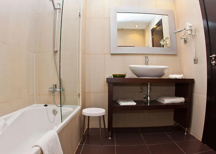 Ξενοδοχείο Bovedas 4*